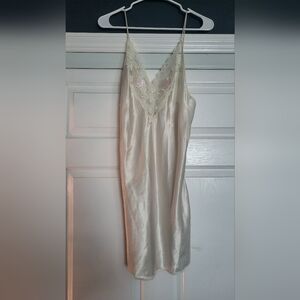 Vintage Elegant Cream Lace Slip Dress M/L